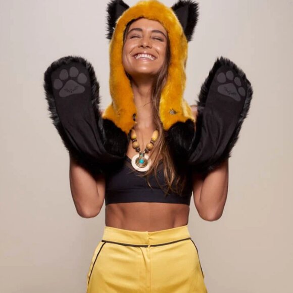 Golden Wolf Luxe Faux Fur SpiritHood - Picture 7 of 7